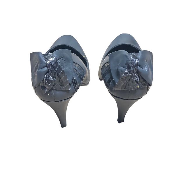 Vintage Stuart Weitzman for Mr. Seymour Matte Black Leather Pumps Size 7 - Picture 4 of 6